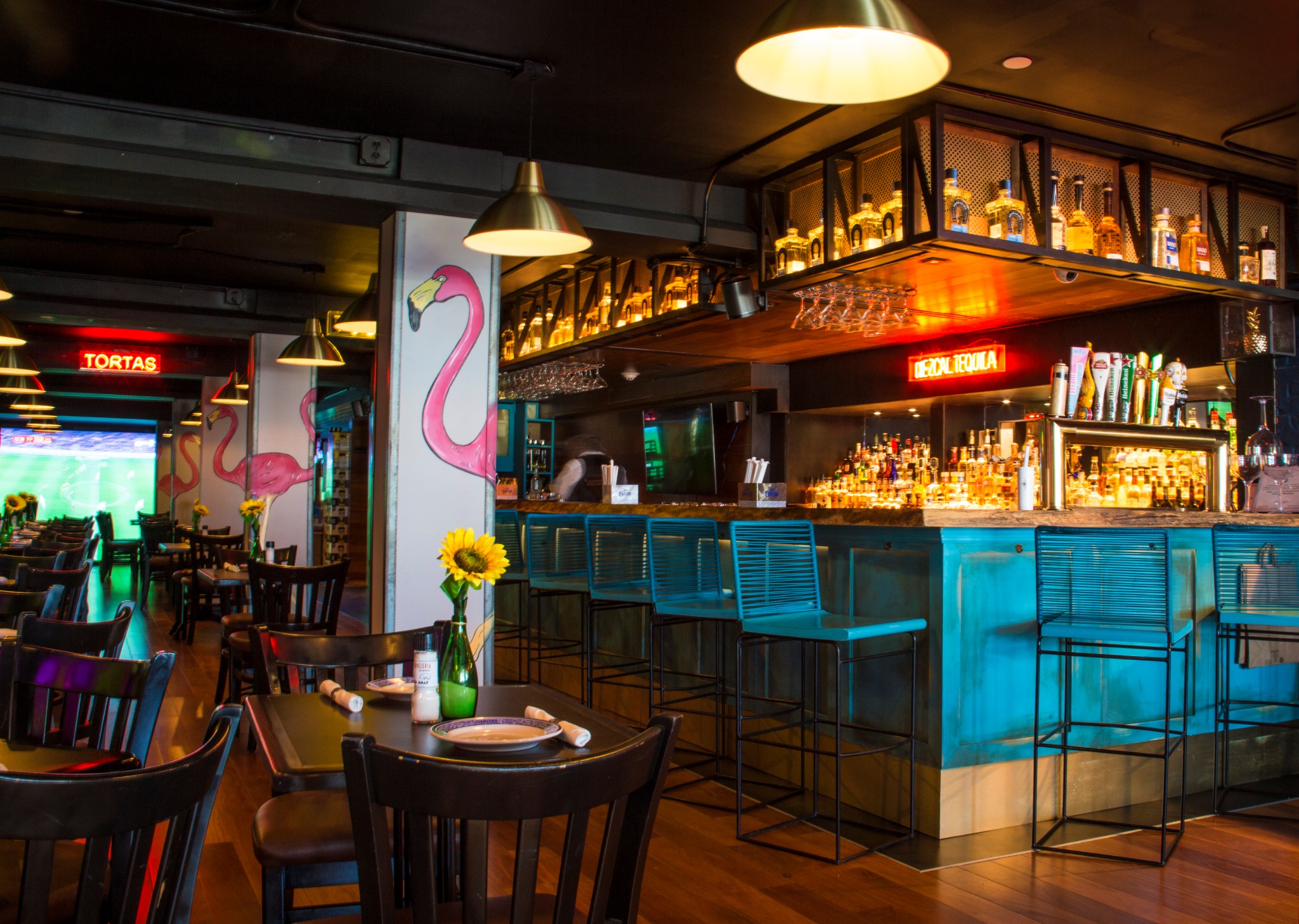 Commercial restaurant sound and audiovisual installation at La Cervecería de Barrio on Ocean Drive in Miami Beach