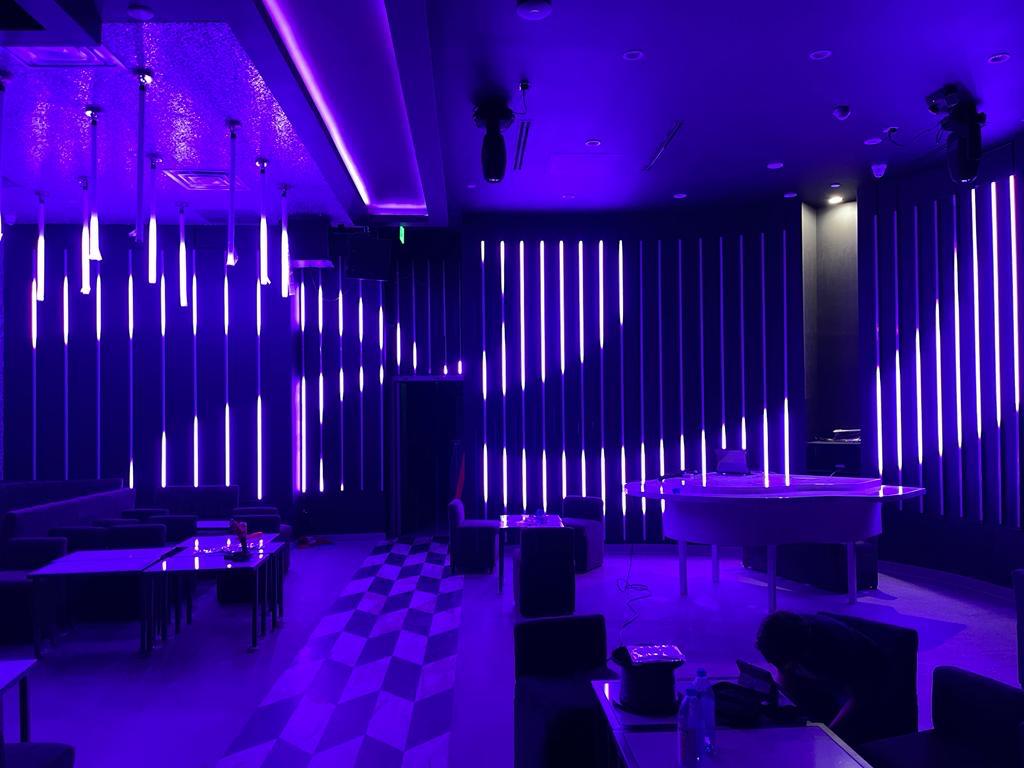 Professional live music venue audio and lighting system at Il Piano in Brickell, Miami